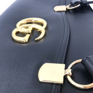 中古ブランド品て、『誰かが使ったブランド品はなんだかなーって』方はこちら!