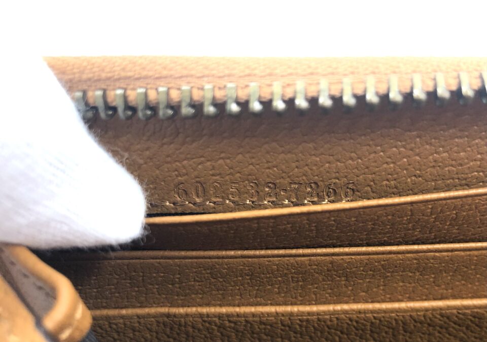 ブランド財布のシリアルナンバー