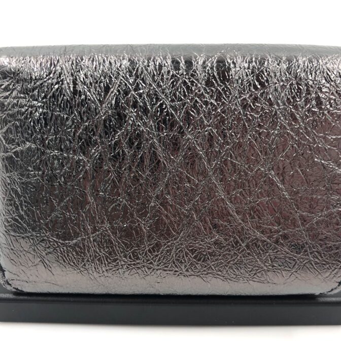 balenciagaコンパクトウォレット裏側