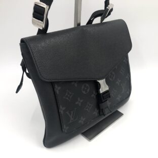 モノグラム エクリプス タイガ フラップ メッセンジャー 黒 M30413