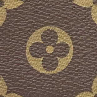 Louis Vuitton(ルイヴィトン)『モノグラム柄』結局この柄なんだかやっぱおちつきますよねーっ！